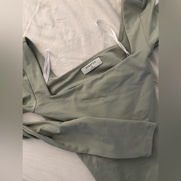 ARITZIA BABATON Contour Squareneck
Longsleeve Bodysuit. XS. NWOT. - Picture 10 of 10